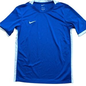 Nike Dri-Fit Youth Boys Blue Athletic Shirt Size XL Lightweight Breathable Nike
